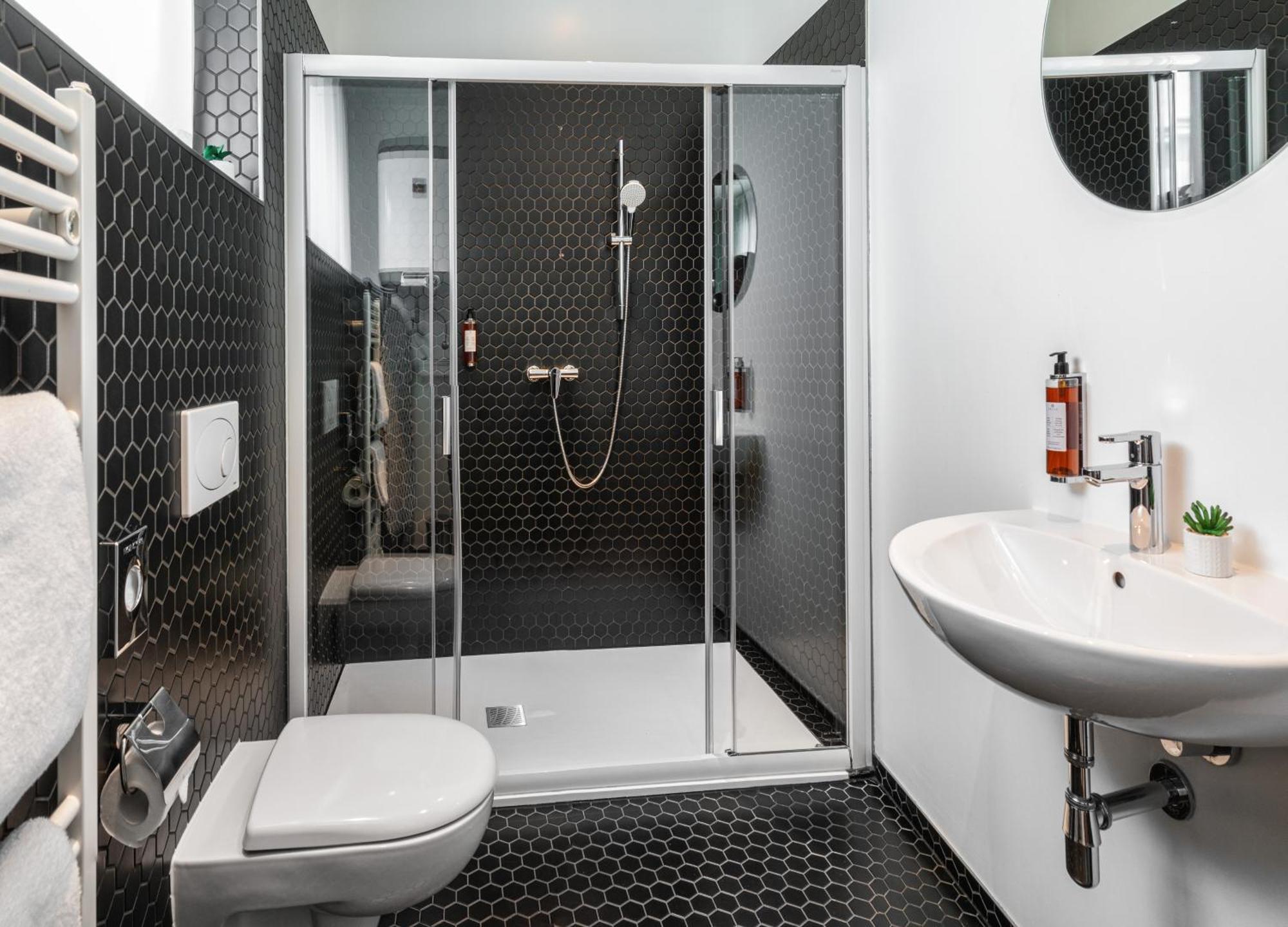 Vn17 Rooftop Suites By Adrez Prague Exterior photo